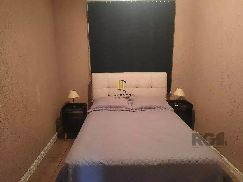 Casa de 3 dormitórios, no bairro Glória
