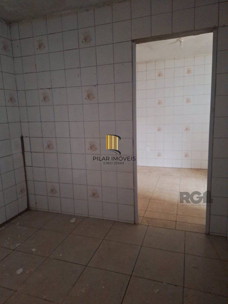 Casa 2 dormitórios no bairro Lomba do Pinheiro