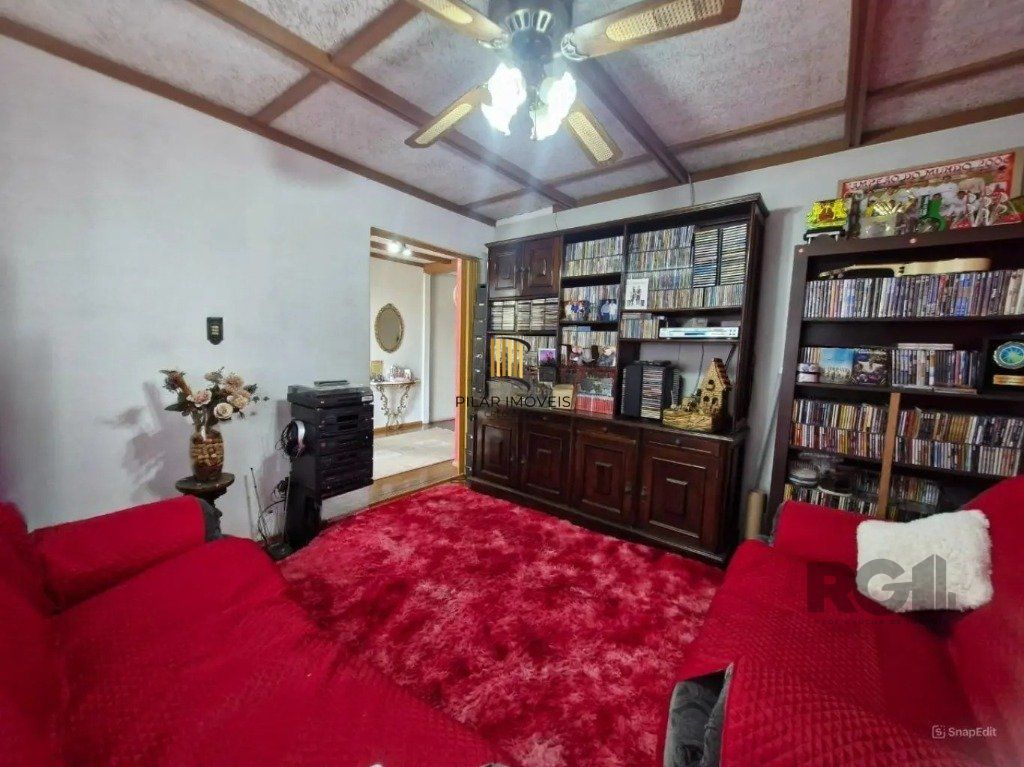 Casa com 4 dormitórios  no bairro Jardim Leopoldina
