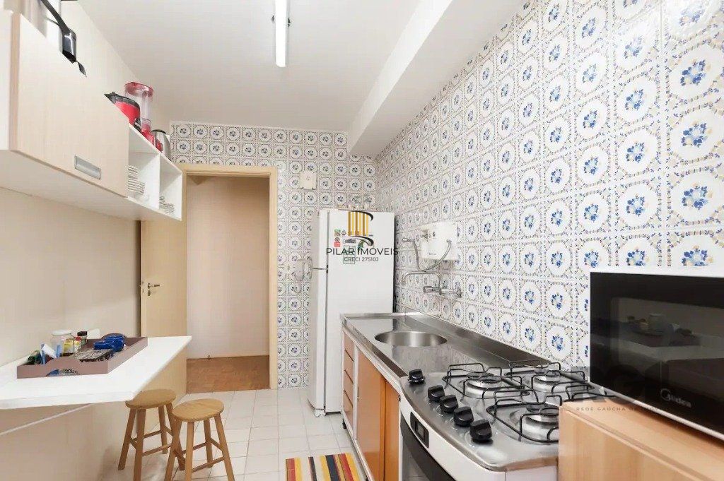 Apartamento de 2 dormitórios no bairro  Menino Deus