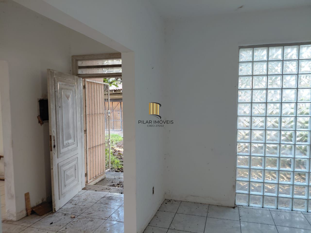 Ampla casa com pátio Bairro Teresópolis