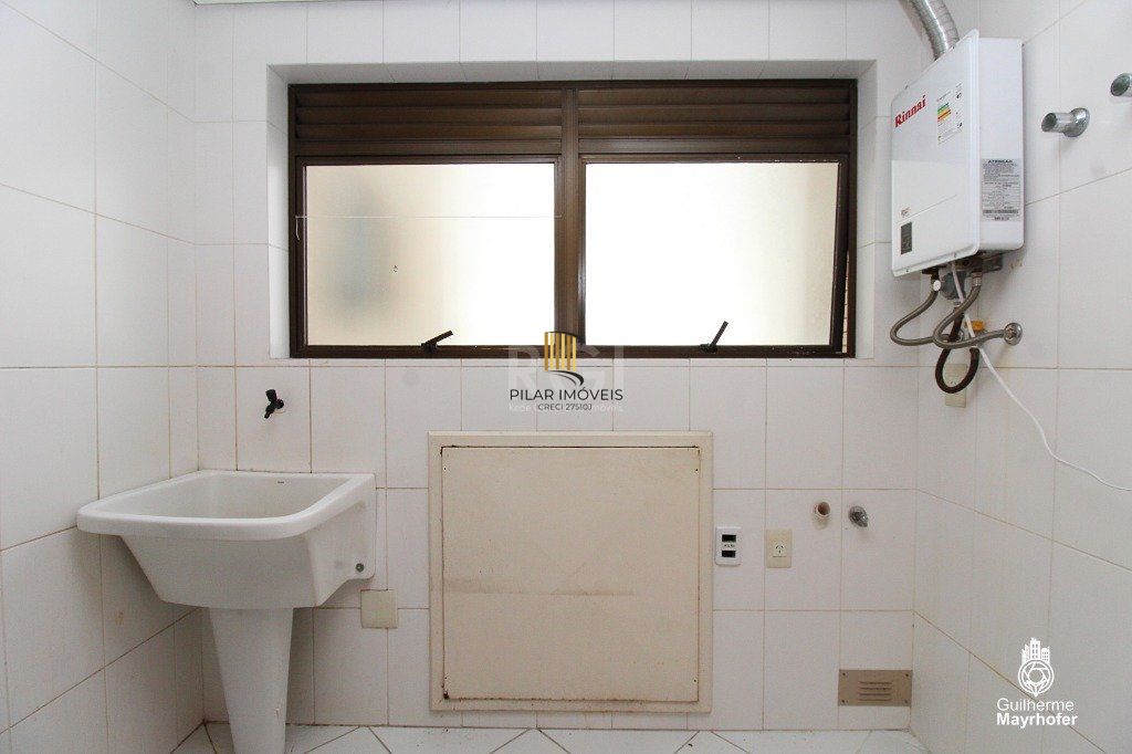 Apartamento para Venda - 100.55m², 3 dormitórios, sendo 1 suites, 2 vagas - Moinhos de Vento