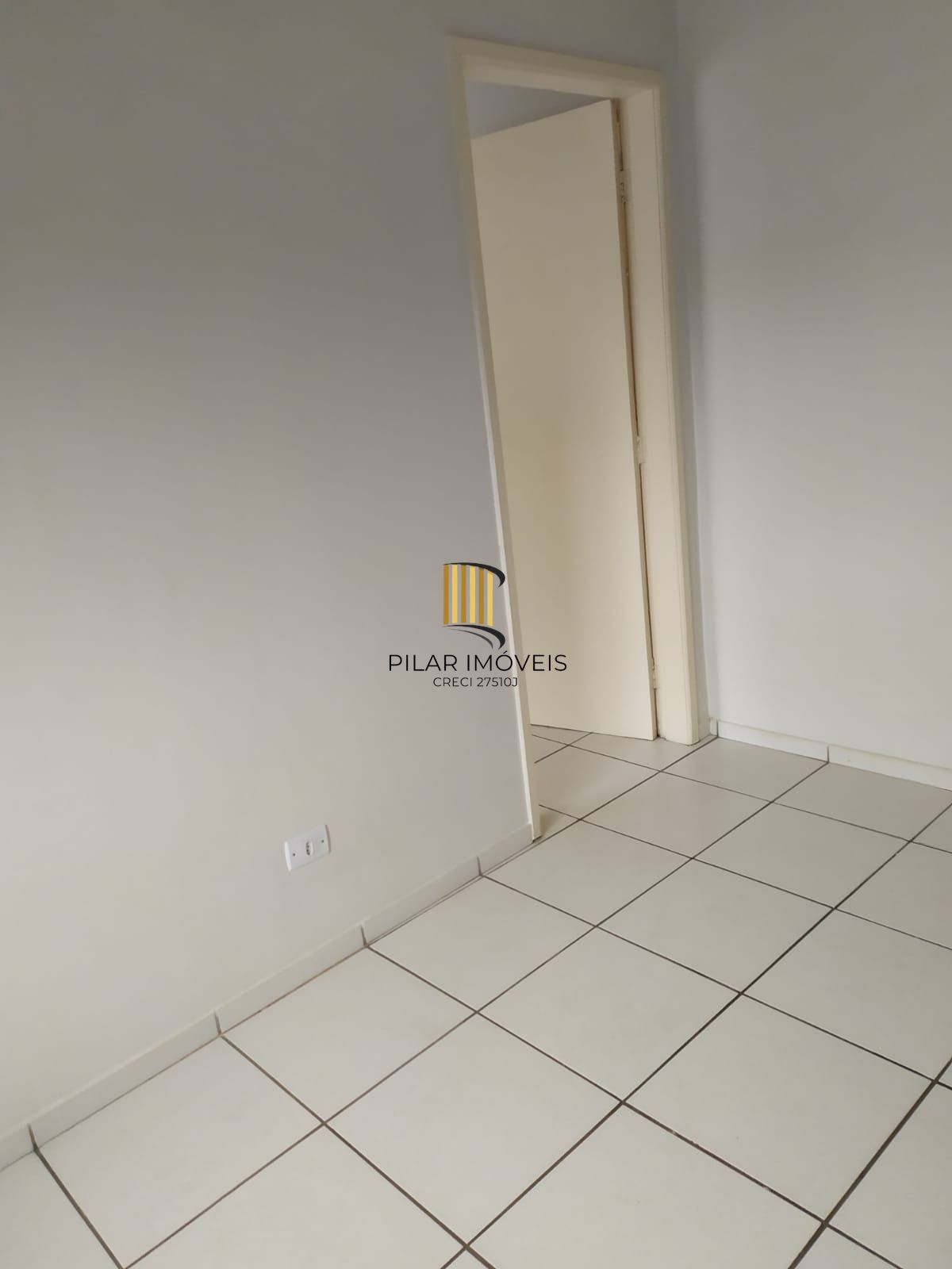 Apartamento de 1 dormitório, no Bairro Vila Nova - Porto Alegre