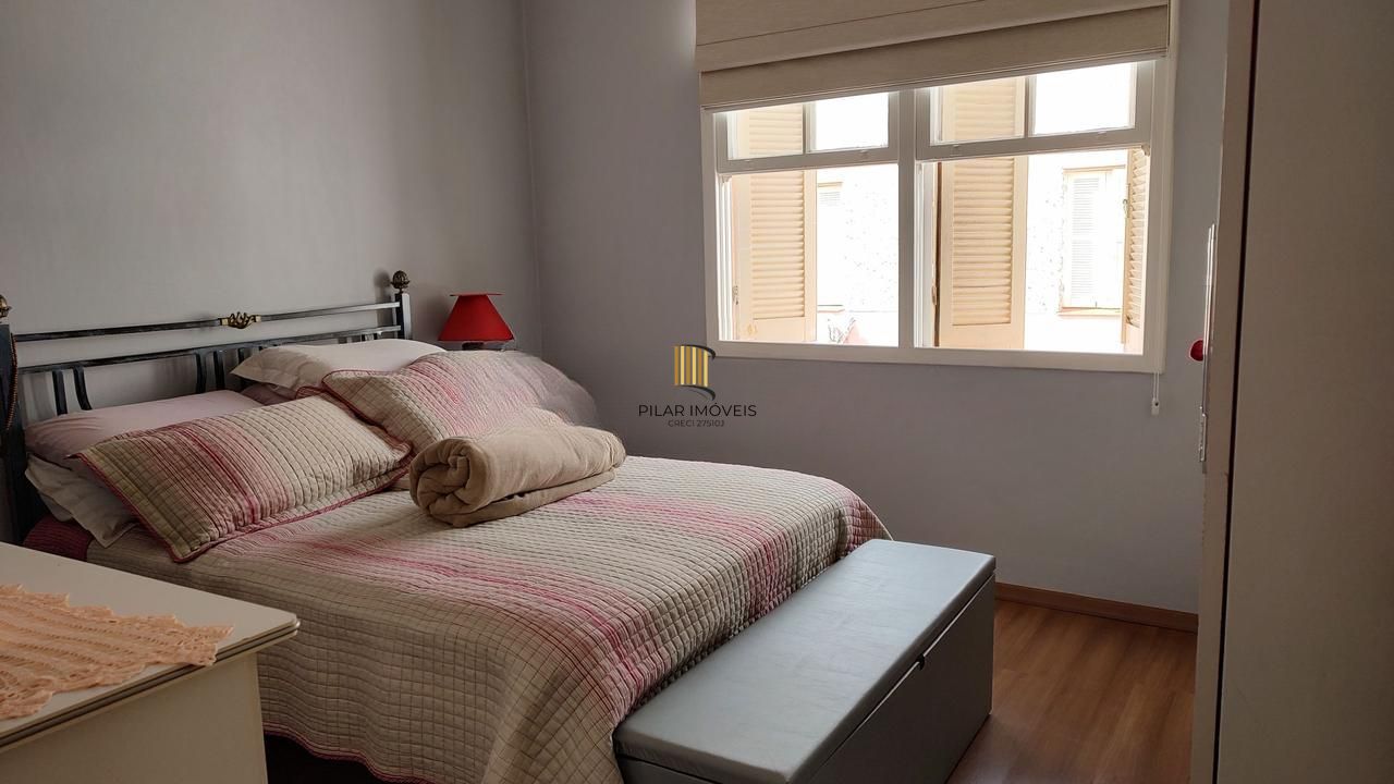 Apartamento 2 dormitórios e vaga rotativa.