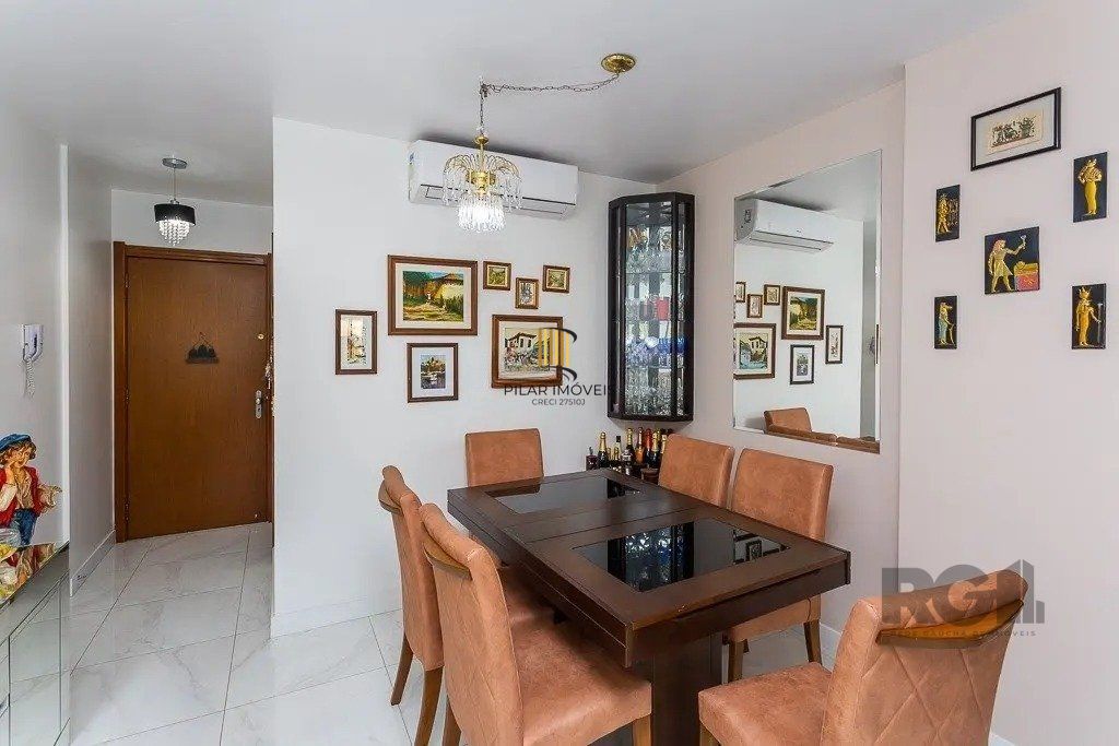 Apartamento com 3 dormitórios no bairro Jardim Carvalho