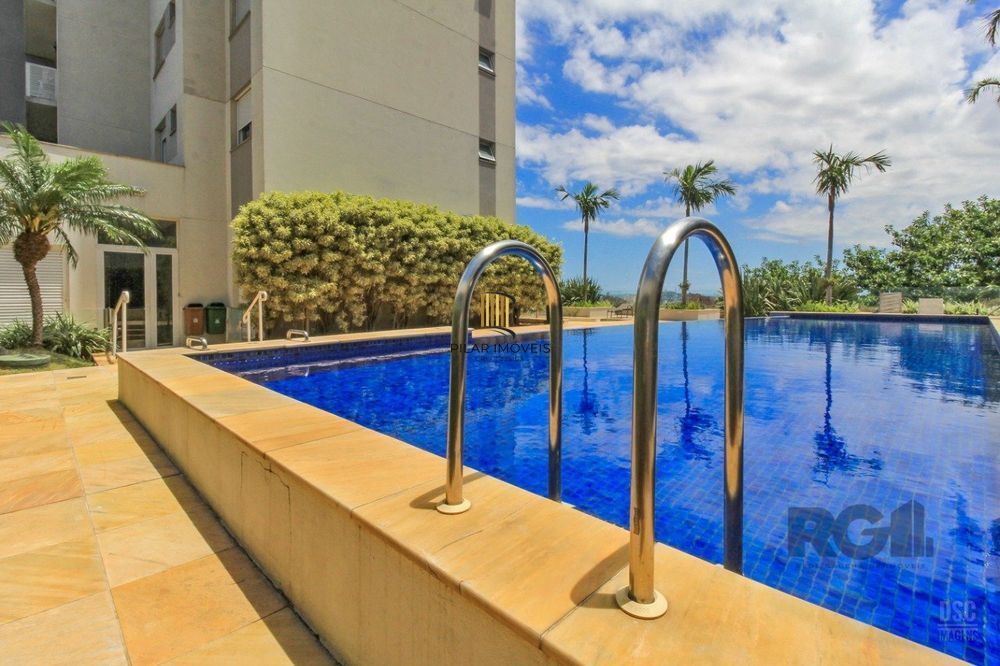 Apartamento com 3 suítes e 161m² à venda em Petrópolis, Porto Alegre.