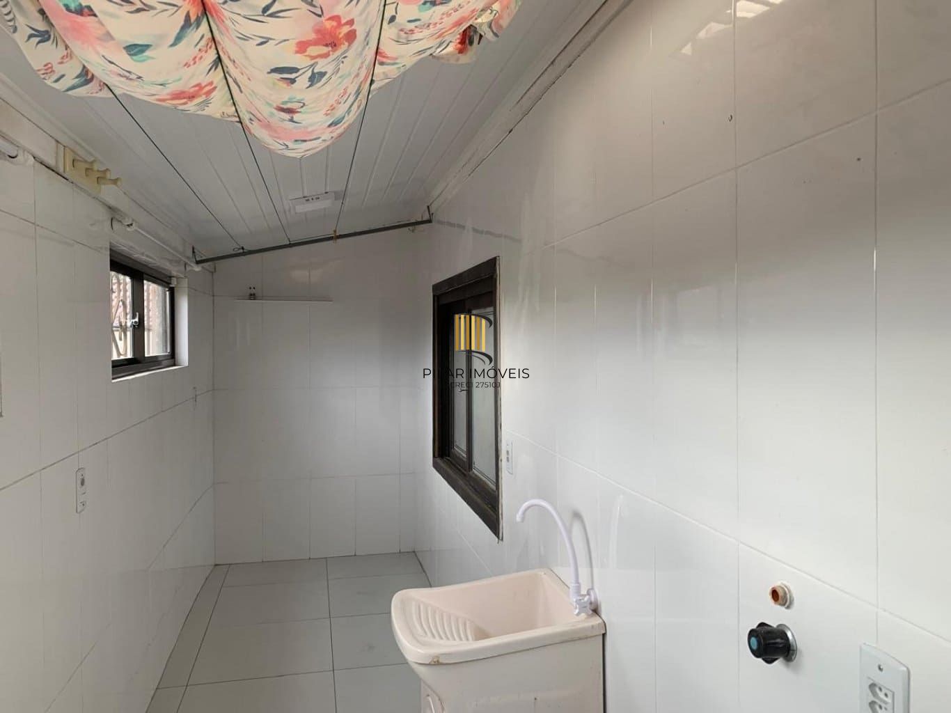 Casa em Condomínio de 3 dormitórios à venda em Tristeza, Porto Alegre.