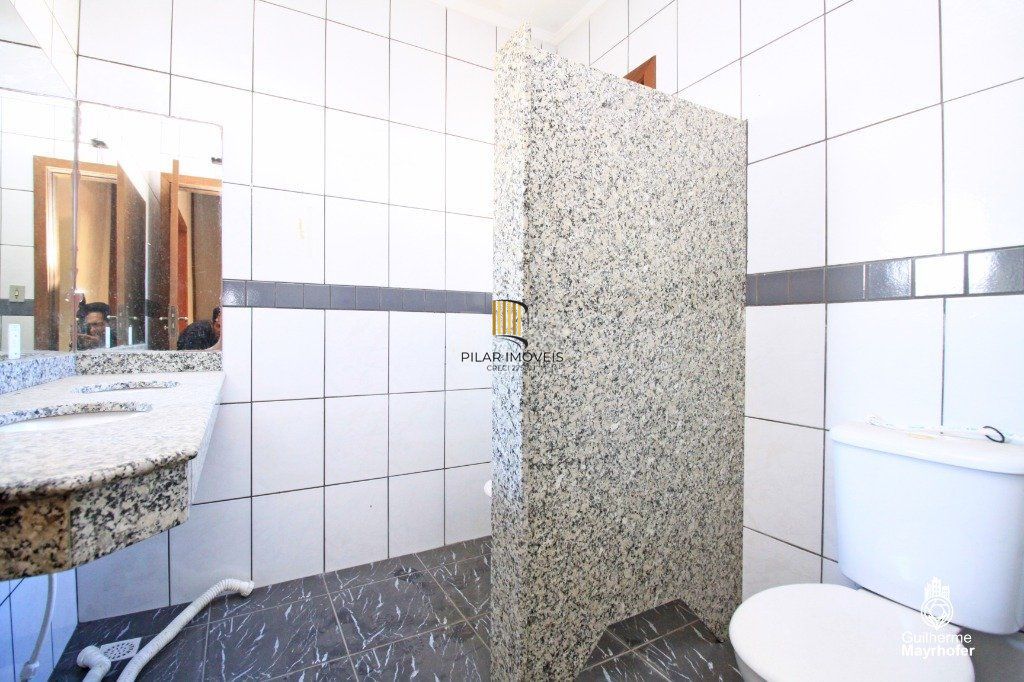 Casa para Venda - 258m², 3 dormitórios, sendo 1 suites, 3 vagas - Rio Branco