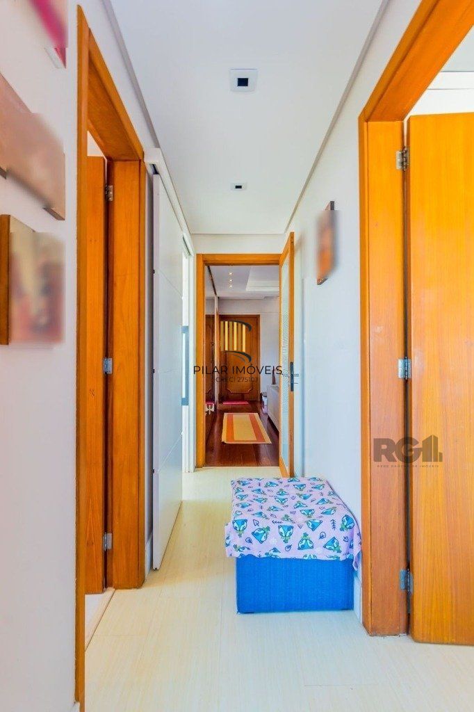 Excelente cobertura de 175m² com 3 dormitórios e 2 vagas.