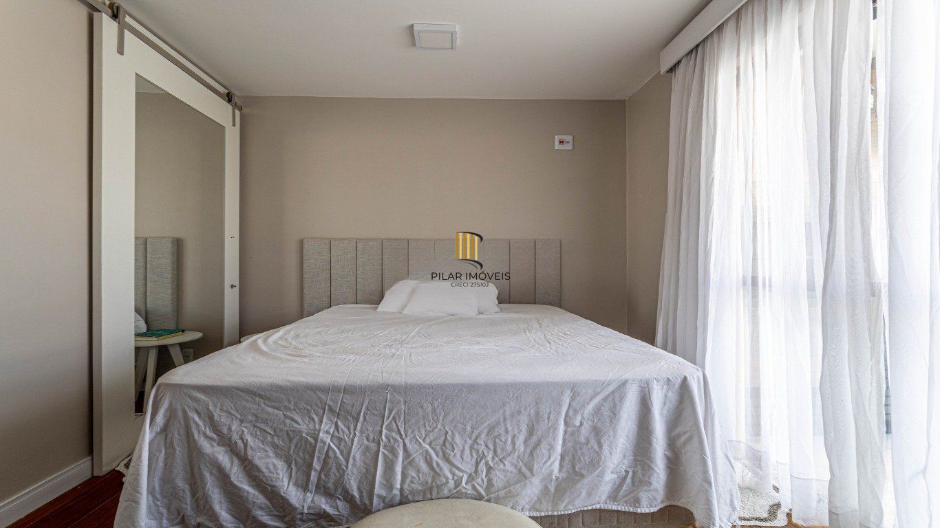 Cobertura com 2 quarto e 108m² à venda em Centro Histórico, Porto Alegre.