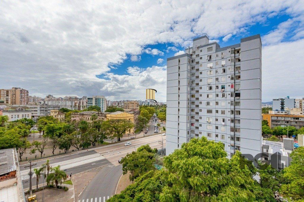 Cobertura para Venda - 191.89m², 3 dormitórios, sendo 1 suites, 1 vaga - Centro Histórico