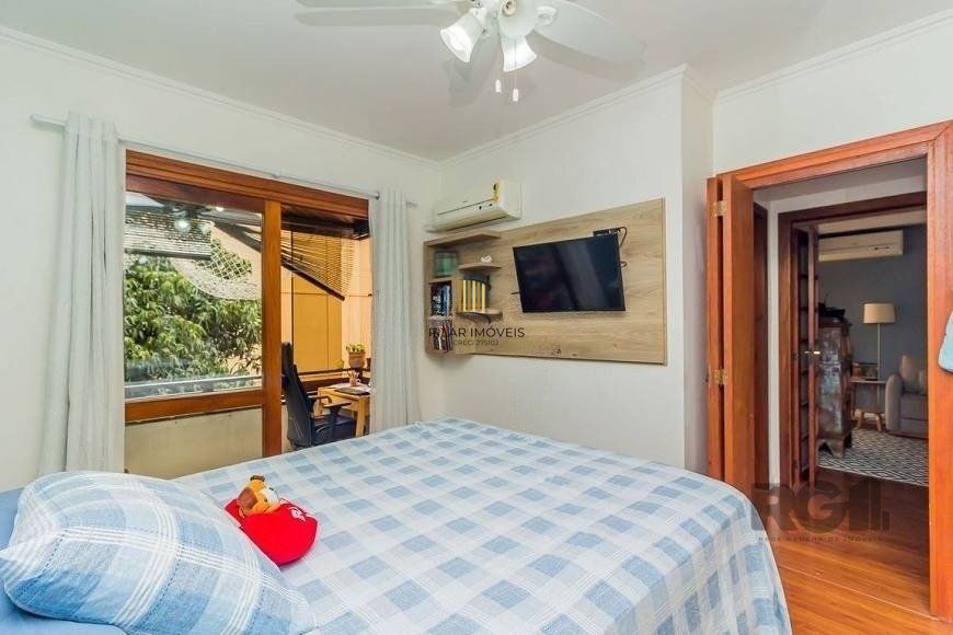 Apartamento 67m² - 2 dormitórios, 1 vaga no bairro Cidade Baixa