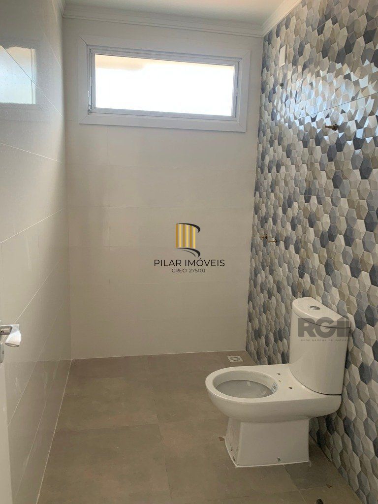 Excelente sobrado de 150m² com 4 dormitórios e 2 vagas.
