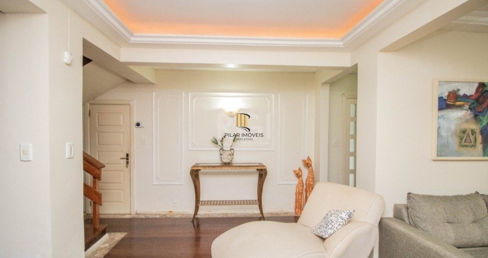 Casa para Venda - 169m², 3 dormitórios, sendo 1 suites, 4 vagas - Ipanema