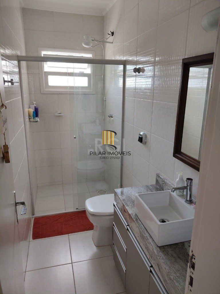 Casa para Venda - 160.78m², 4 dormitórios, sendo 2 suites, 5 vagas - Centro
