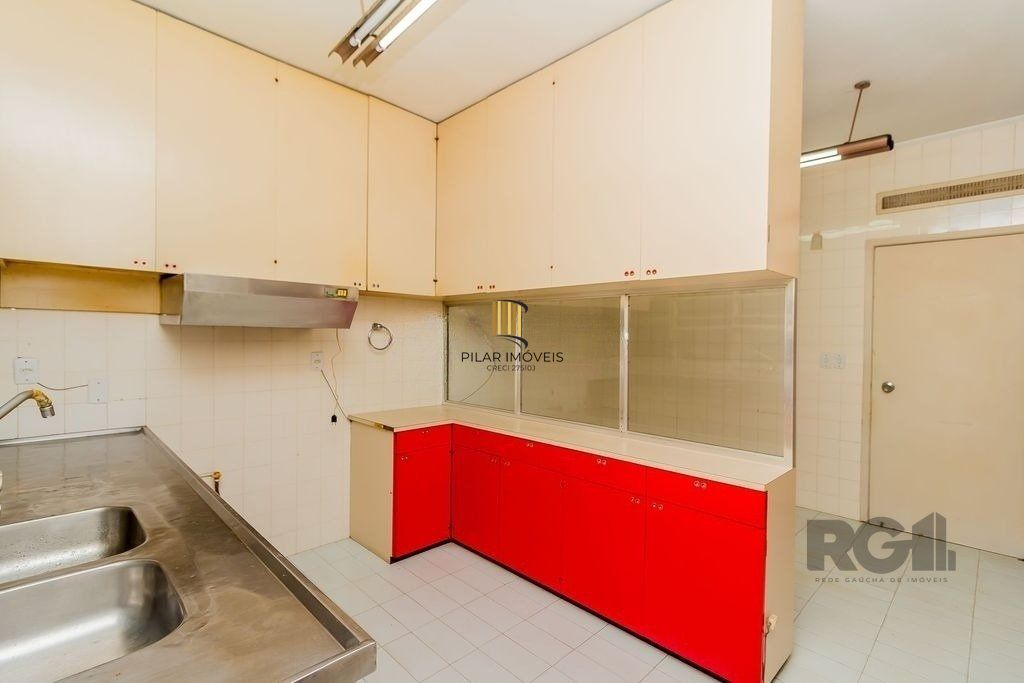 Apartamento de 3 dormitórios, bairro Bom Fim