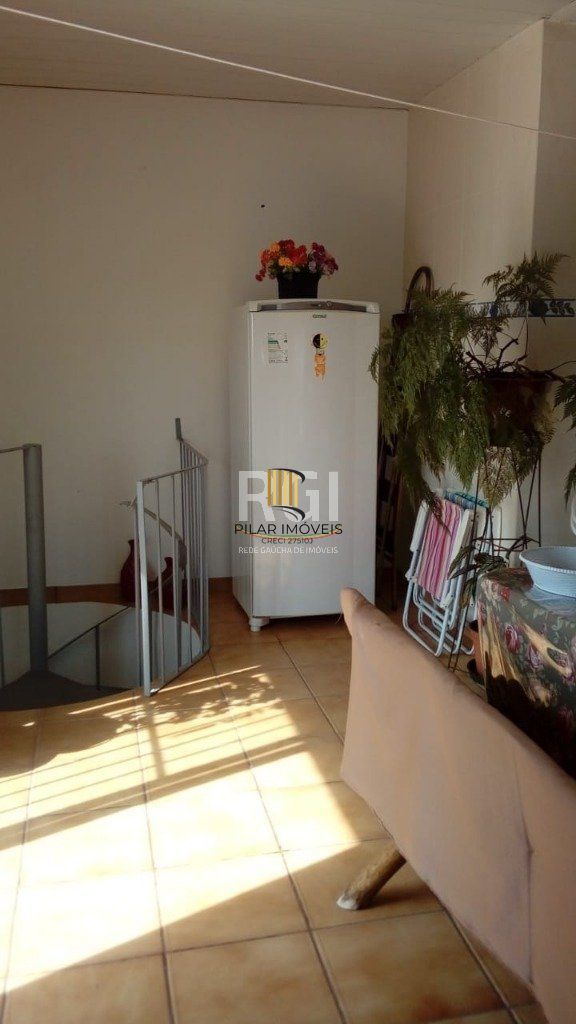 Cobertura para Venda - 126.98m², 2 dormitórios, 2 vagas - Nonoai