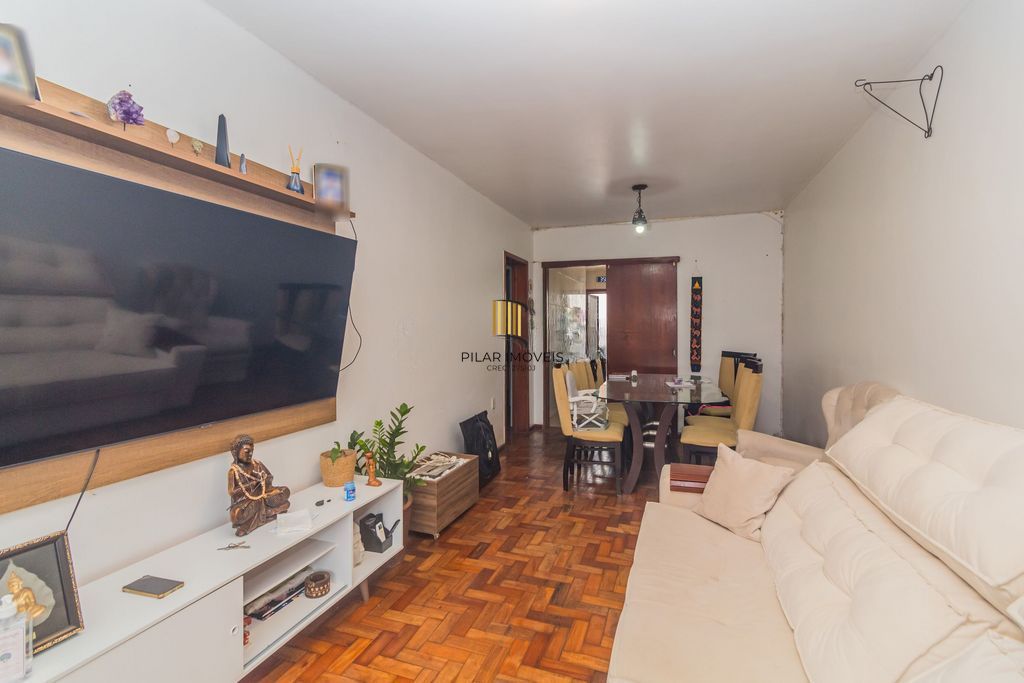 Casa de 3 dormitórios à venda no Bairro Parque Santa Fé - Porto Alegre