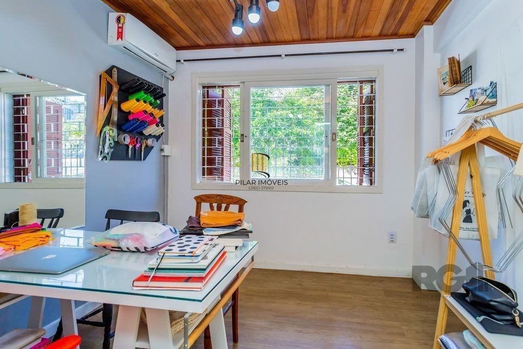 Casa 172m² - 3 dormitórios, 3 vagas no bairro Teresópolis