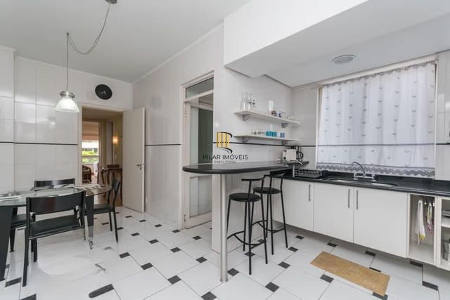 Apartamento 4 dorms à venda Rua Vinte e Quatro de Outubro, Moinhos de Vento - Porto Alegre