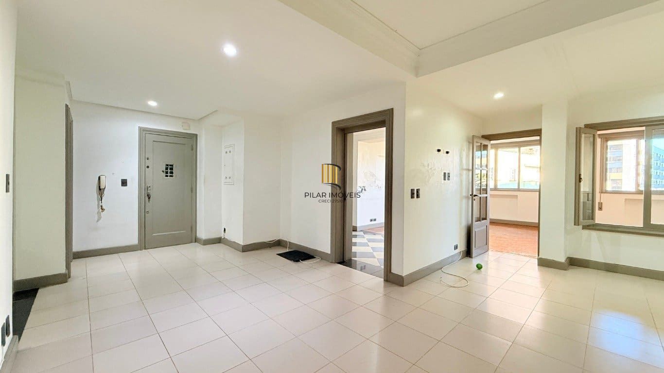 Apartamento de 3 dormitórios à venda em Independência, Porto Alegre