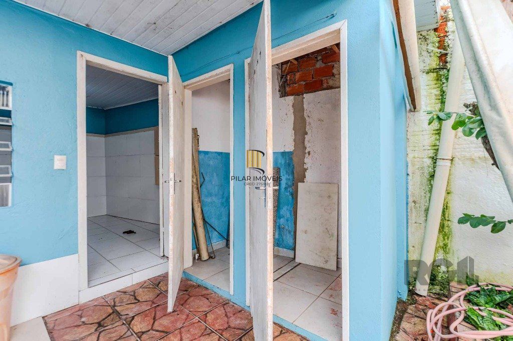 Casa 3 dormitórios no bairro Medianeira