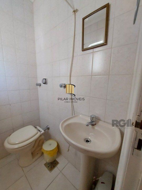Apartamento com 2 quartos com suite e  1 vaga na Felix da Cunha em Porto Alegre