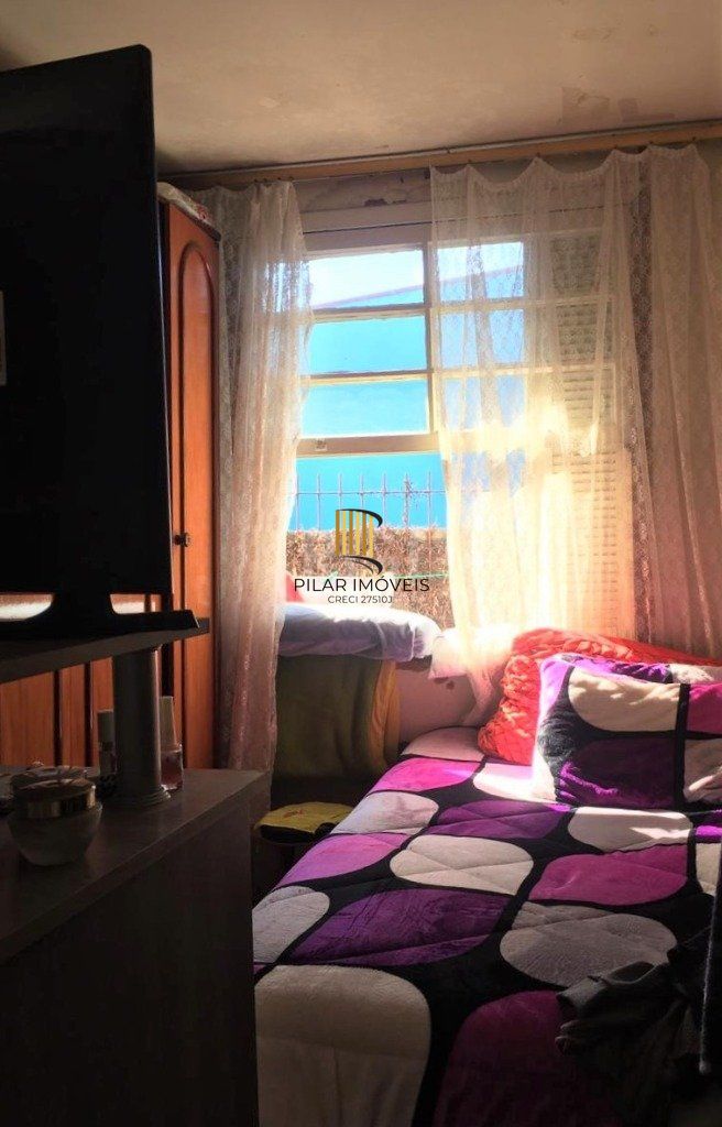 Casa para Venda - 74m², 3 dormitórios, 2 vagas - Nonoai