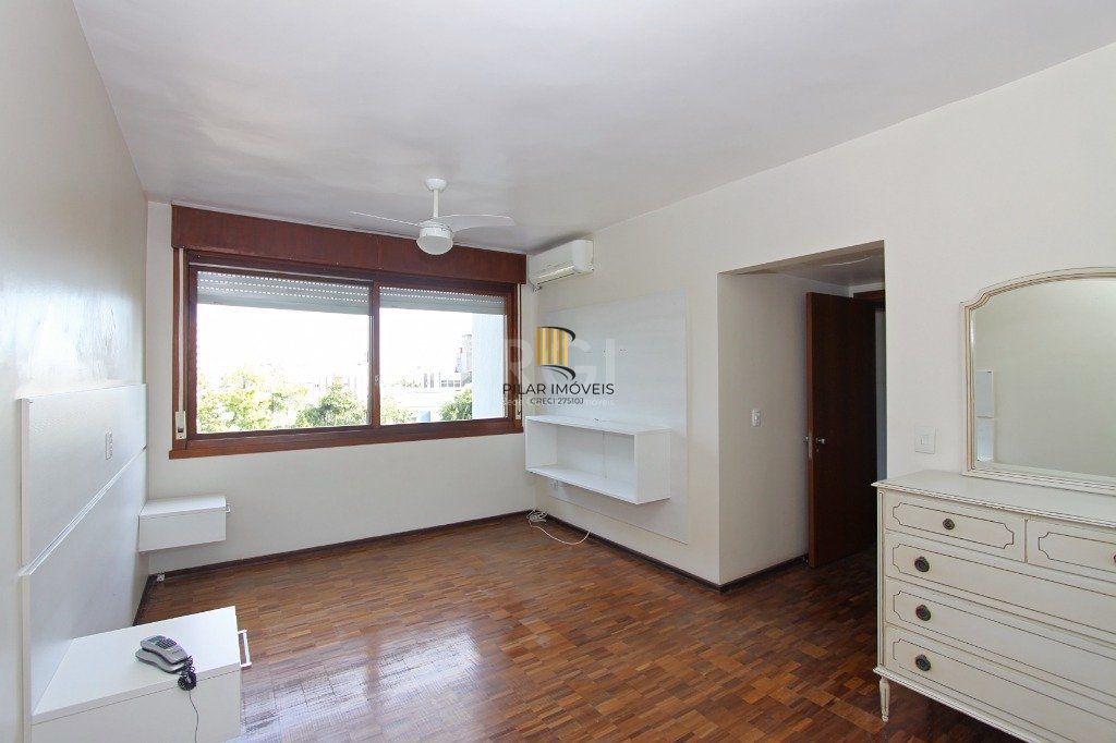 Apartamento para Venda - 127.15m², 3 dormitórios, sendo 1 suites, 1 vaga - Moinhos de Vento
