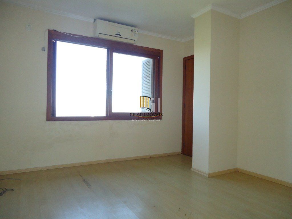 Casa 3 dormitórios no bairro Teresópolis