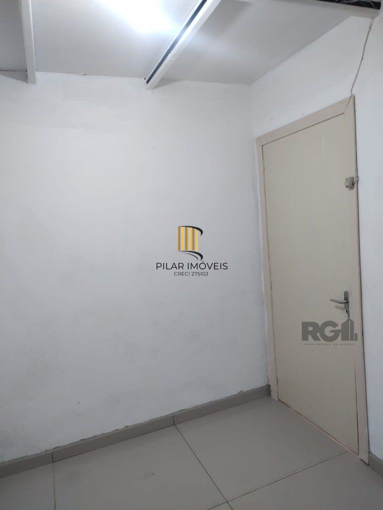 Loja para Venda - 60m², 0 dormitórios, 3 vagas - Petrópolis