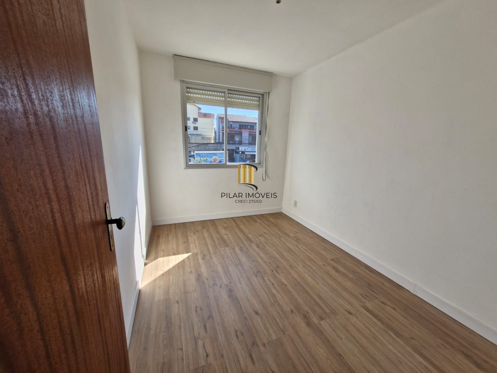 Apartamento 3 dormitórios na rua Corronel Massot, Cristal.
