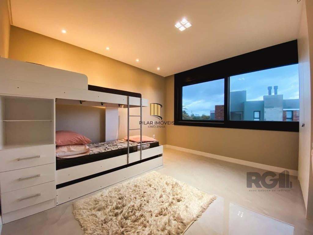 Casa de Condomínio 5 dormitórios no bairro Atlântida Sul