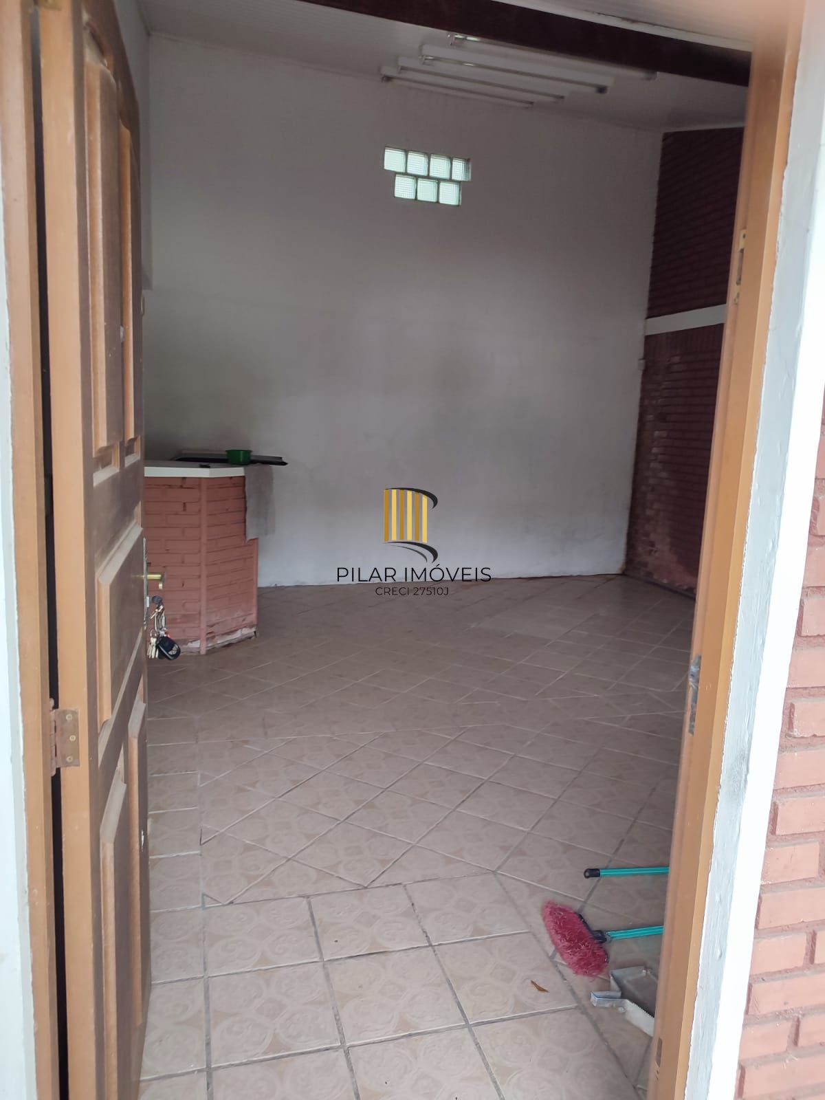 Casa 2 Dormitório(s) Bairro Ipanema