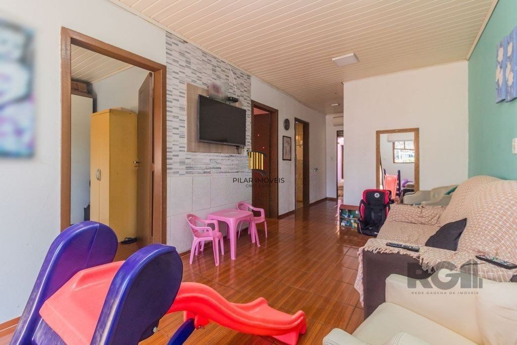 Casa com 4 dormitórios no bairro Santa Maria Goretti