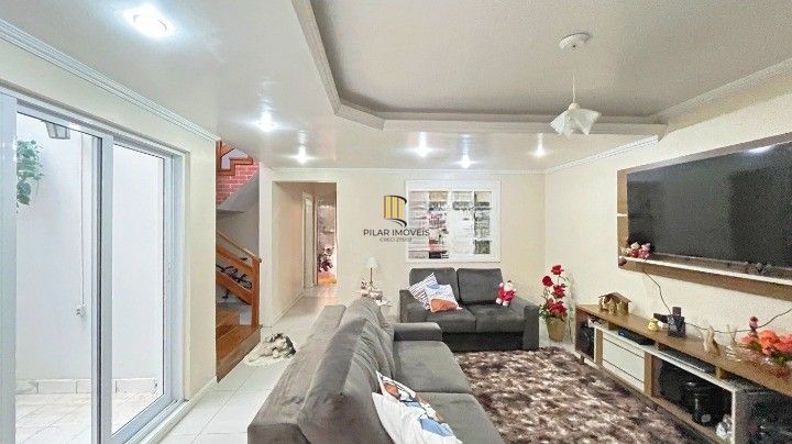 Casa com 4 Quartos e 3 banheiros de 223 m², perto da PUC à venda por R$ 697.000