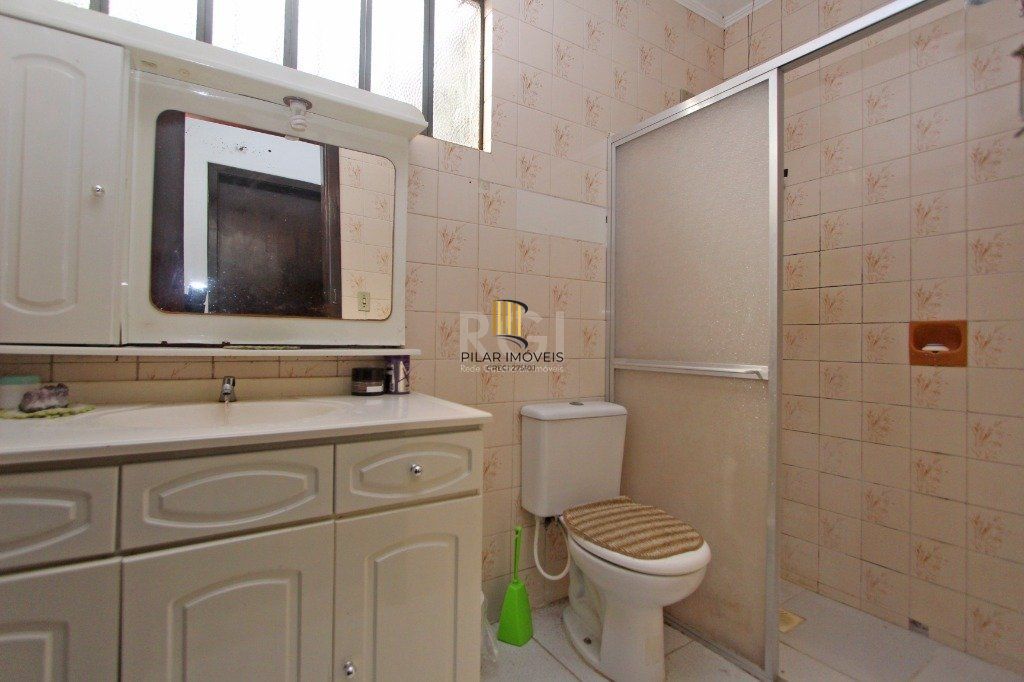Casa para Venda - 160m², 4 dormitórios, sendo 1 suites, 3 vagas - Medianeira