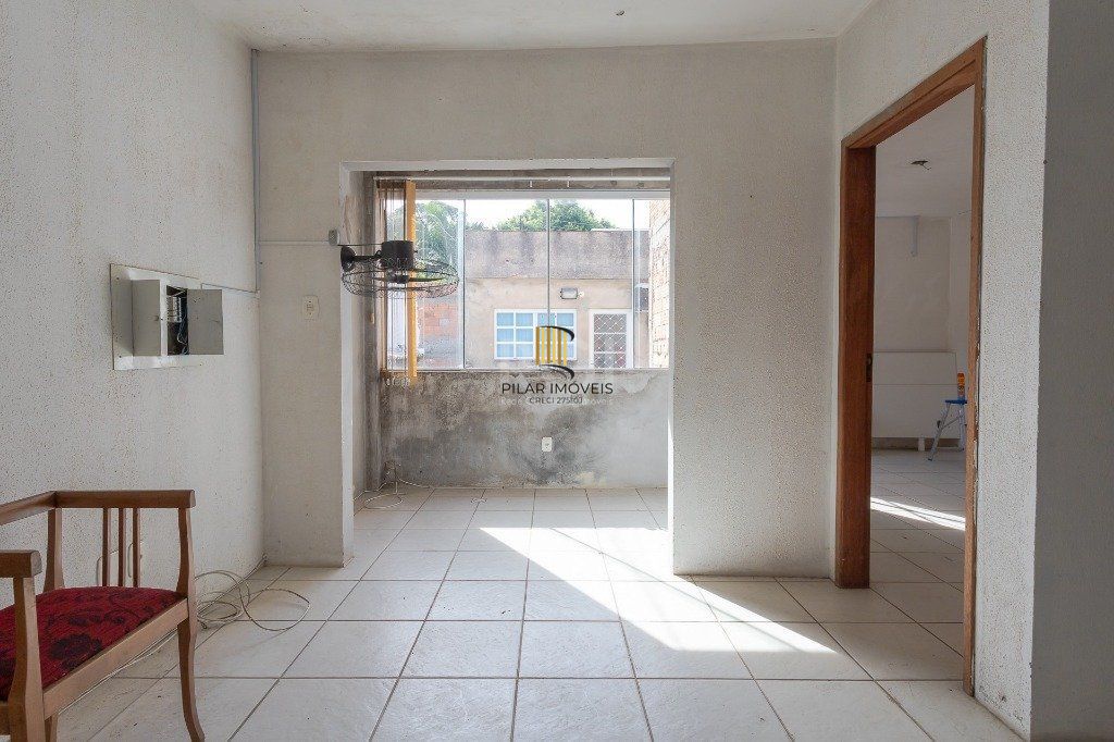 Casa 4 Dormitório(s) Bairro Glória