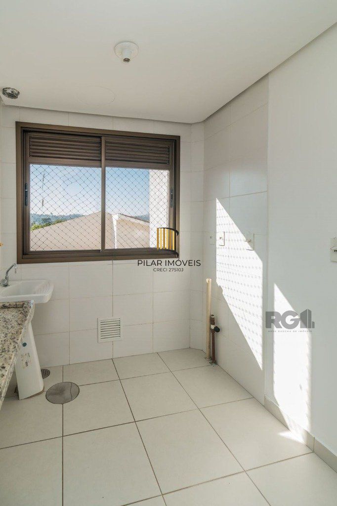 Apartamento 62m² - 2 dormitórios sendo 1 suíte, churrasqueira e 1 vaga de garagem no Jardim do Salso