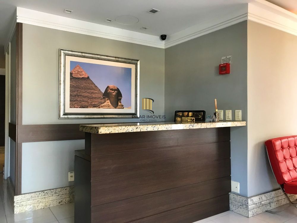 Apartamento de 01 dormitório em edifício com infraestrutura no Centro de Porto Alegre-RS