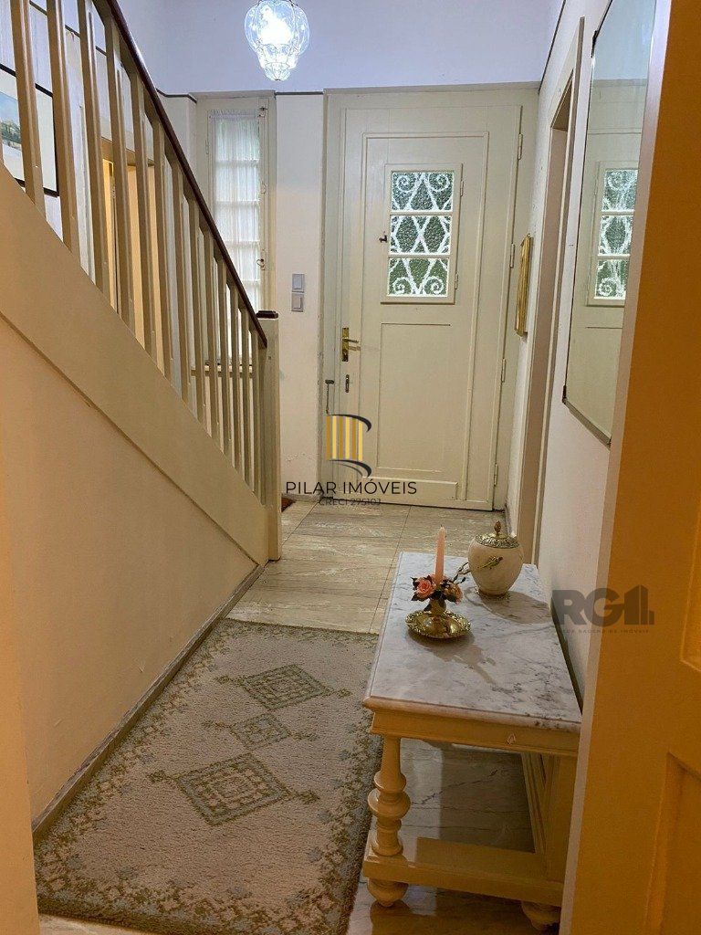 Casa 4 dormitórios no bairro Cristal
