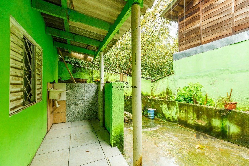 Casa de 4 Dormitório(s) Bairro Nonoai - Porto Alegre