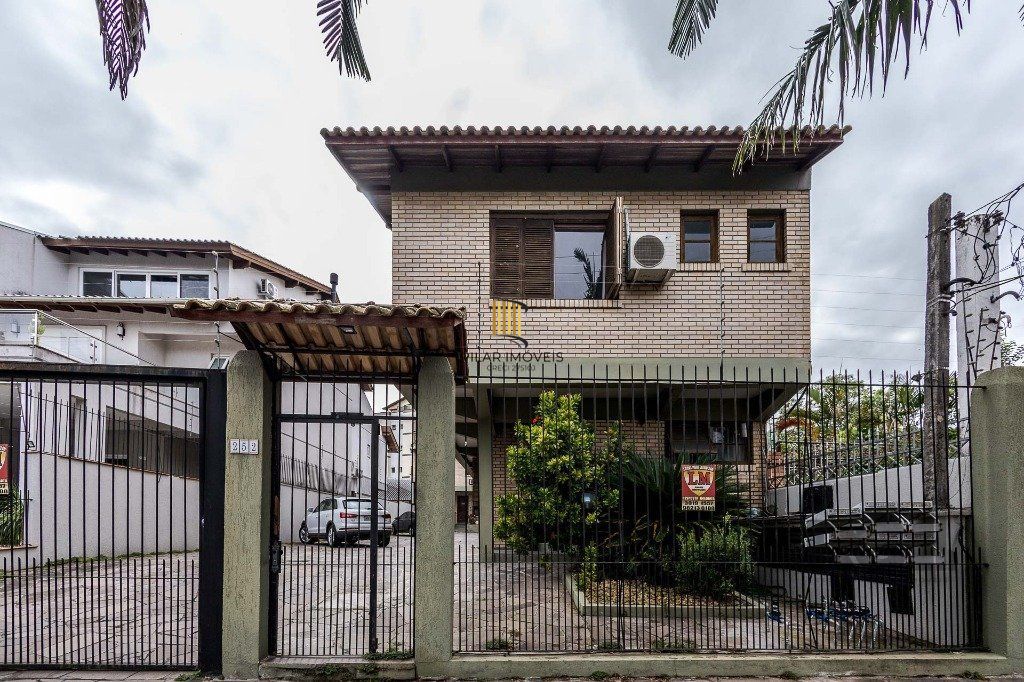 Casa de Condomínio 3 dormitórios no bairro Jardim Itu