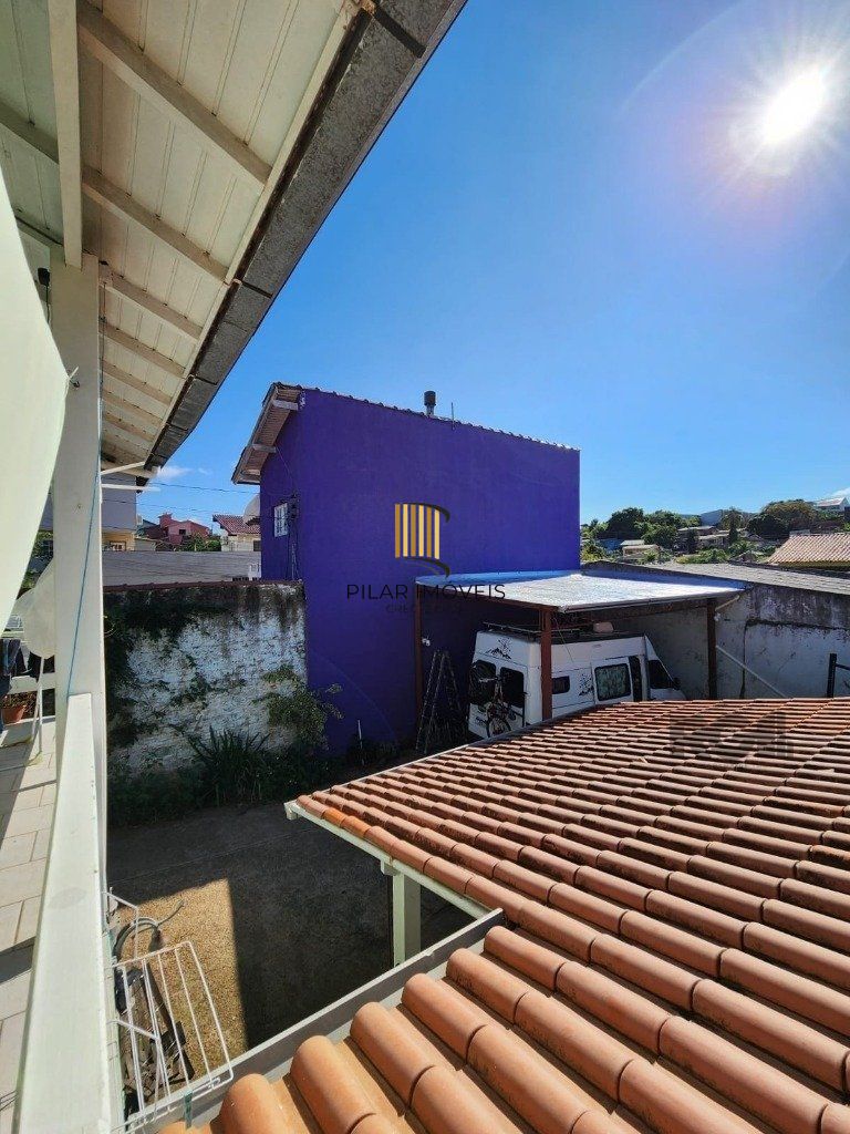 Casa de 3 dormitórios no bairro Vila Nova