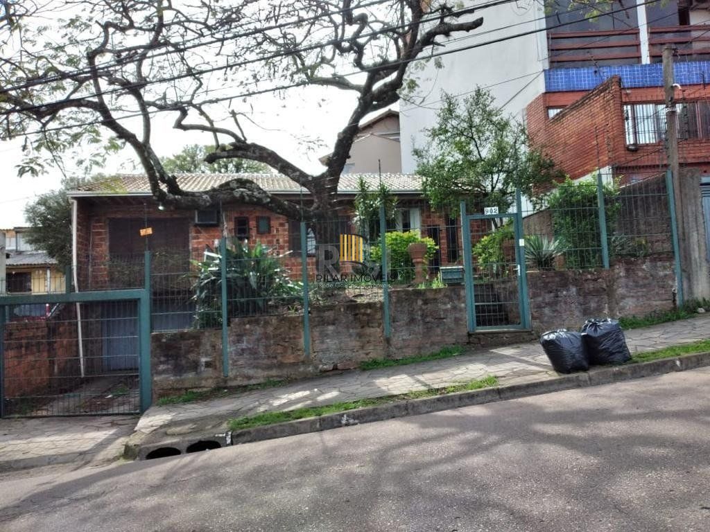 Casa para Venda - 140m², 2 dormitórios, sendo 1 suites, 2 vagas - Medianeira