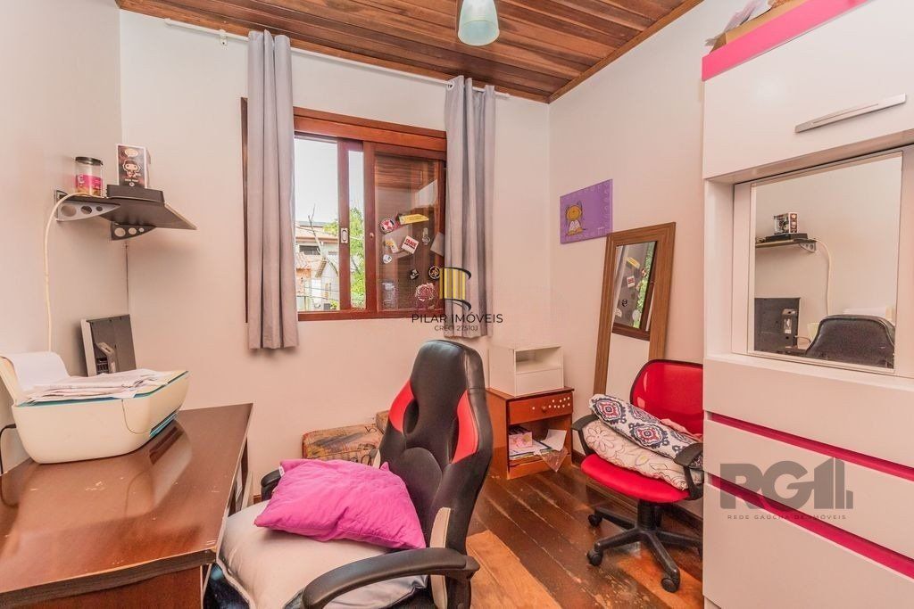 Casa 207m² - 3 dormitórios, 3 vagas no bairro Vila Nova