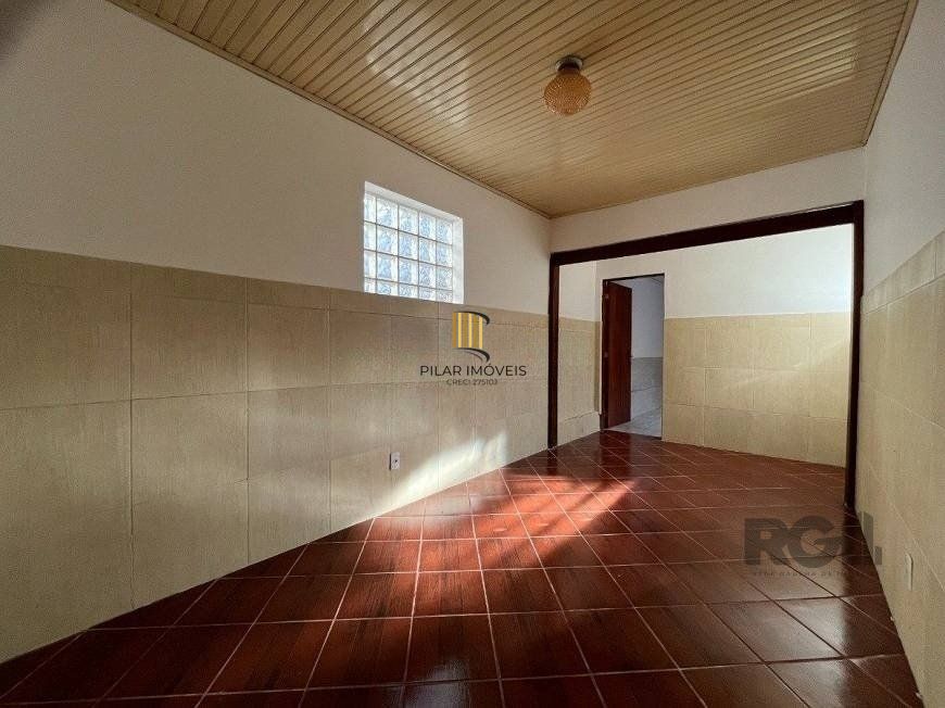 Casa 160m² - 3 dormitórios, 3 vagas no bairro Ipanema