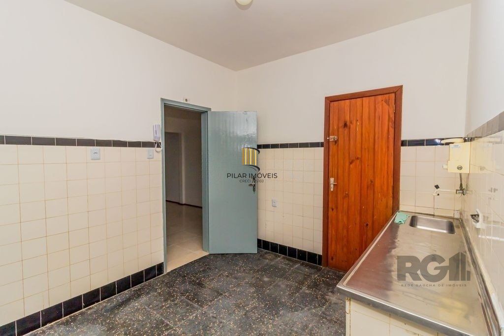 Excelente apartamento de 92m² com 2 dormitórios no bairro Bom Fim.