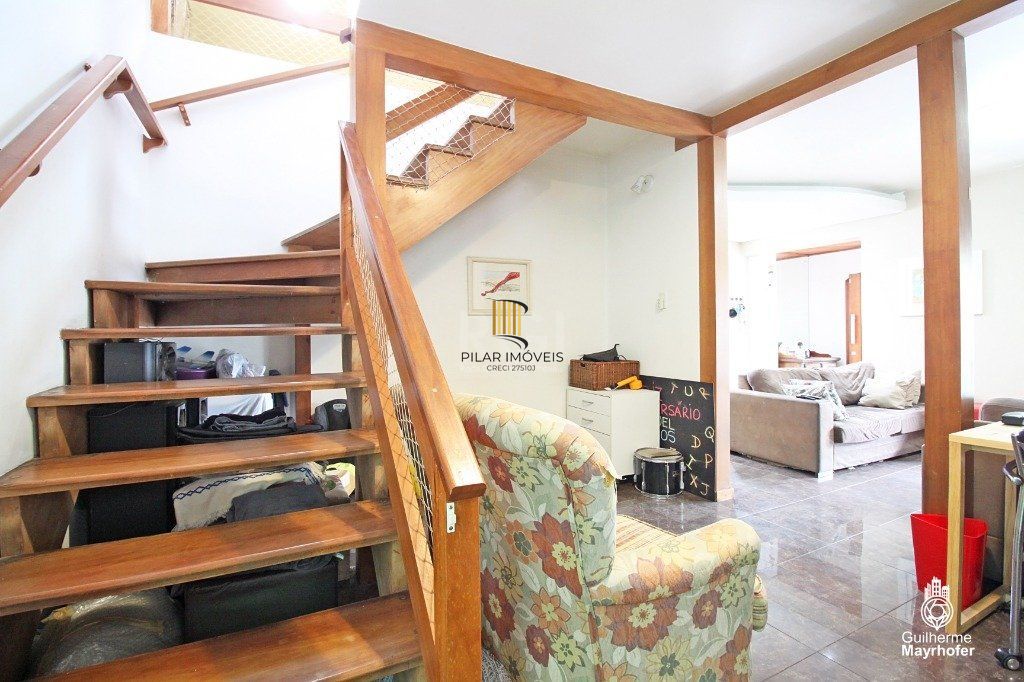 Casa para Venda - 151.36m², 3 dormitórios, sendo 1 suites, 2 vagas - Partenon