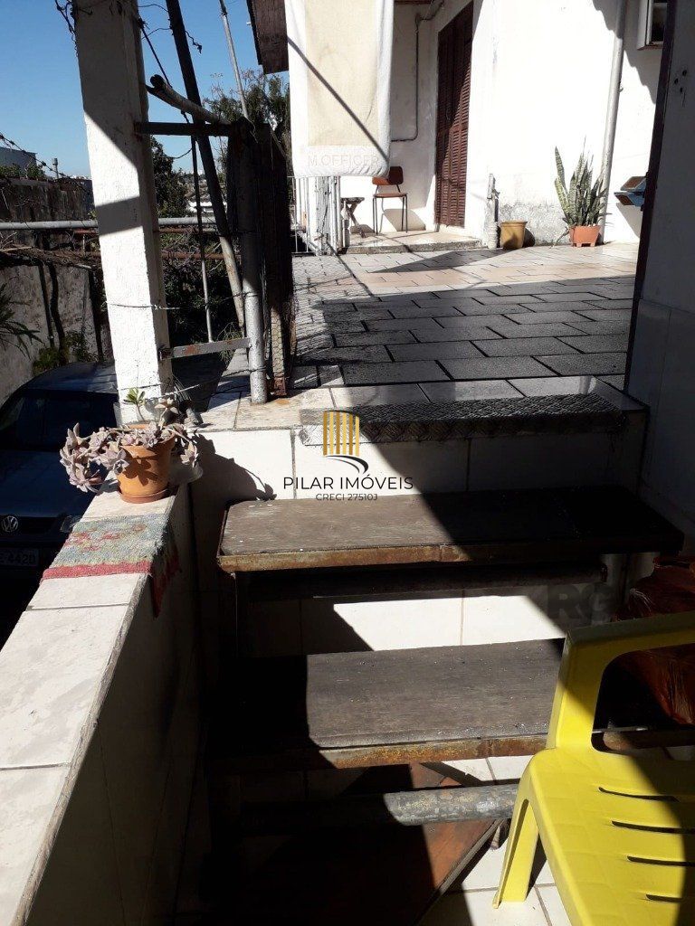 Casa 4 dormitórios no bairro Bom Jesus